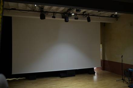 a salle de spectacle de la résidence d'artsites au prieuré d'Yron de Cloyes sur le Loir 28